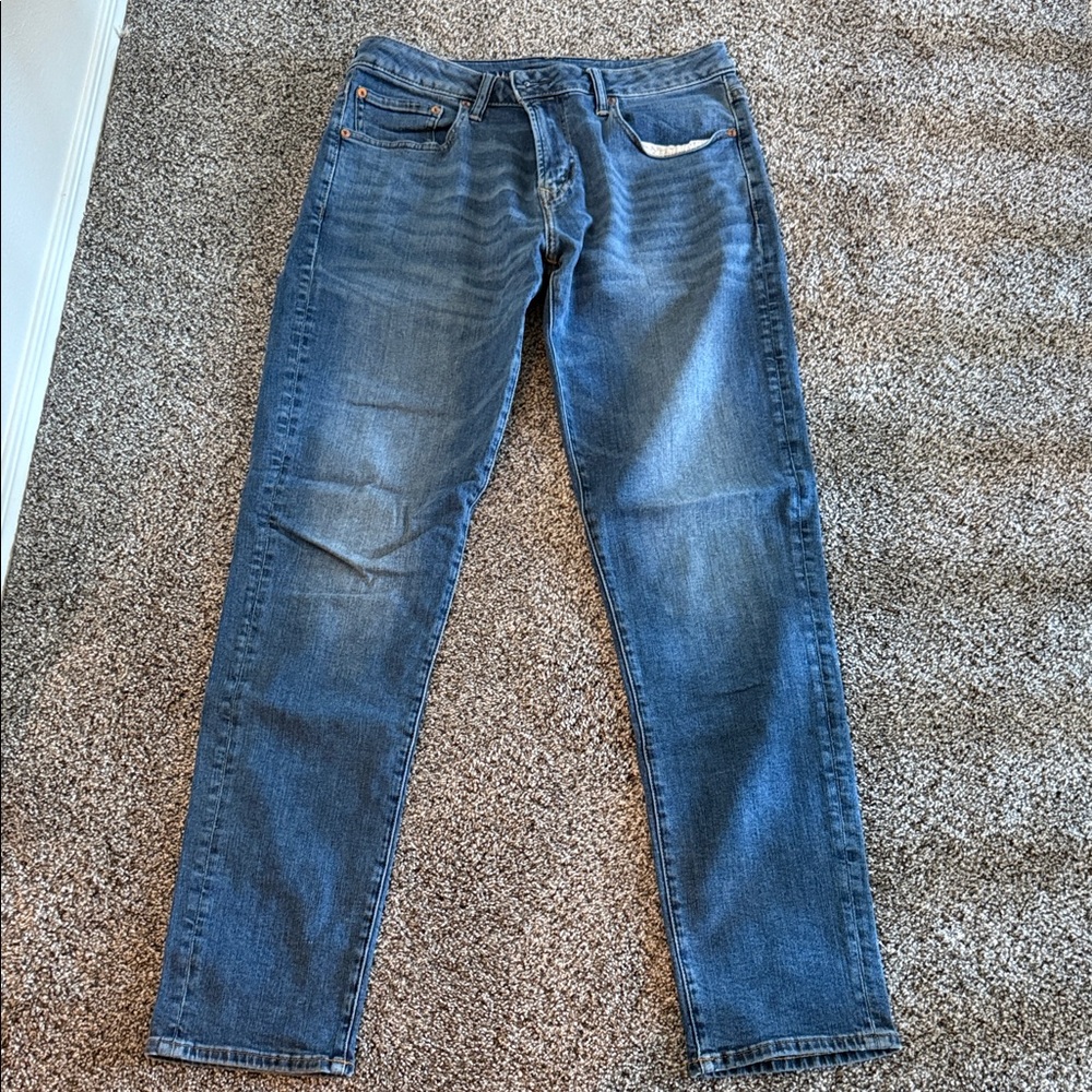 American Eagle Outfitters athletic fit jeans